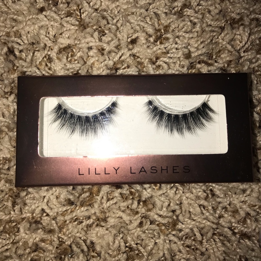 Lily Lashes
